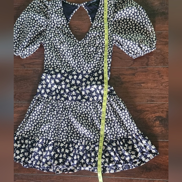 French Connection Aura Ditsy Poplin Puff Sleeve Dress💥💥💥 - Picture 5 of 7